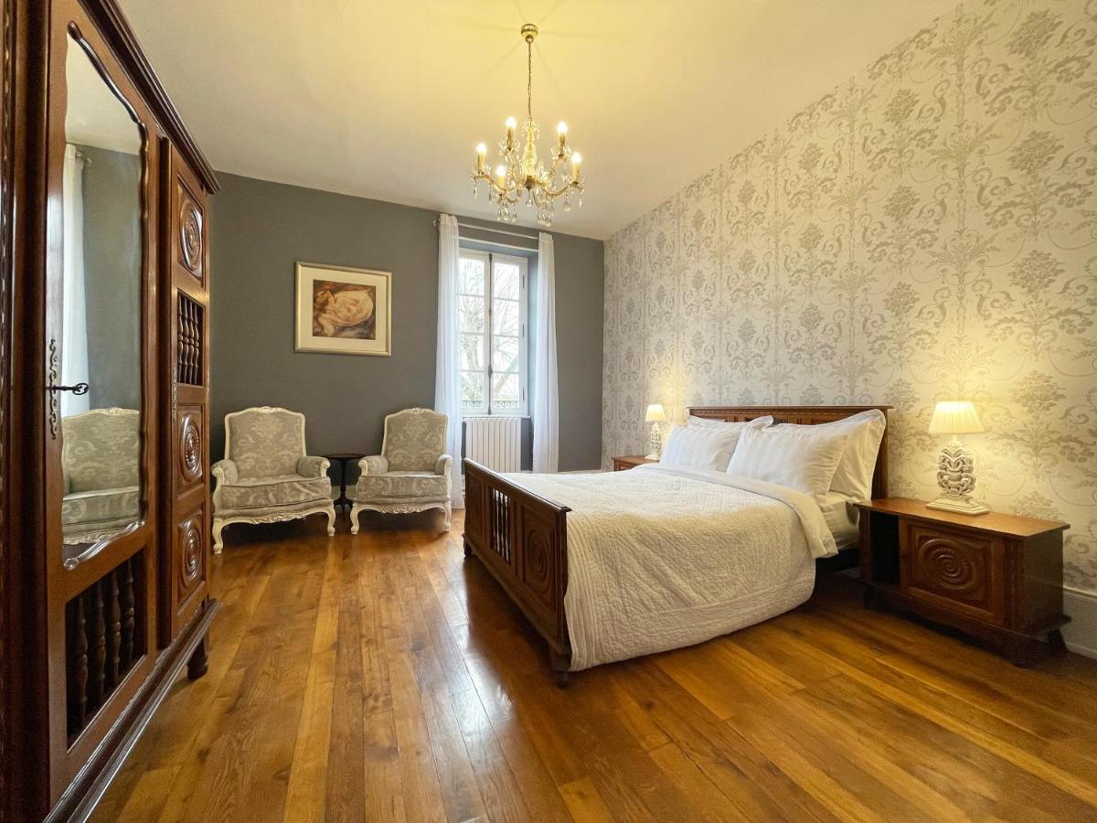 Chateau De Bruges Lapeyrouse Екстериор снимка