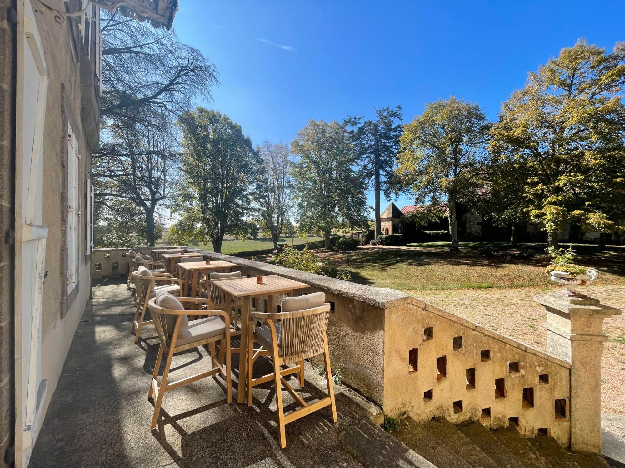 Chateau De Bruges Lapeyrouse Екстериор снимка